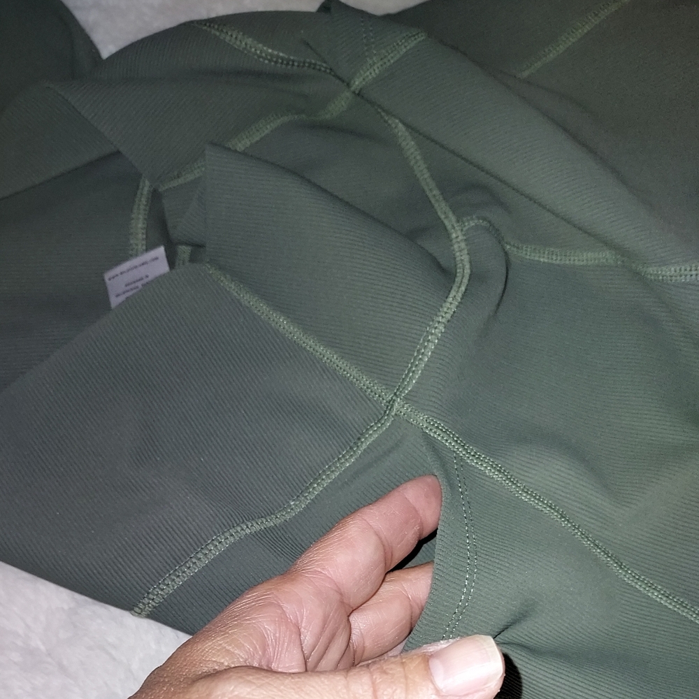 Wilo Ribbed High Rise Leggings Size S With Side Pockets - Picture 4 of 7